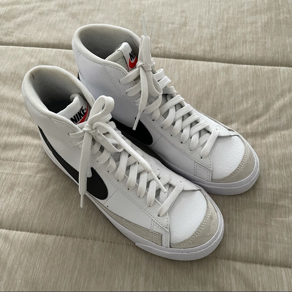 Nike Blazer Mid 77